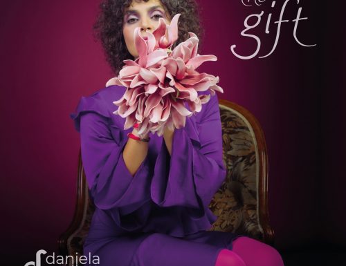 Daniela Spalletta e il suo inedito THE GIFT. “The Gift” è il dono supremo, la vita.