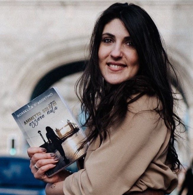 Rossella D’Agostino autrice del libro “Ammetto solo di essere nata” edizioni Booksprint