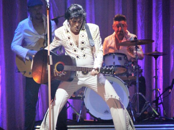 Elvis the musical: lo spettacolo che ha fatto ballare l’Italia